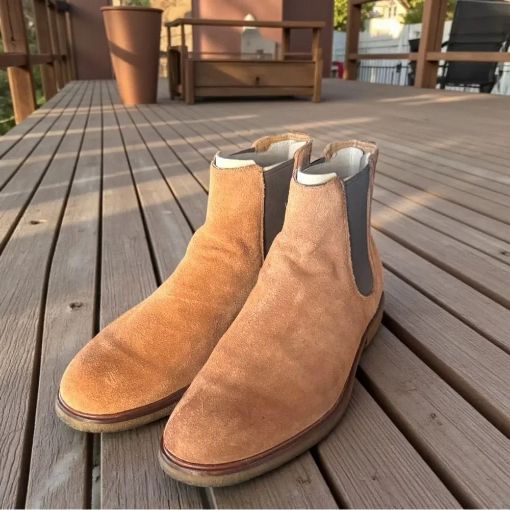 Clarks Men’s Suede UpBoot  l Slip On l Size 10.5M l EUC l no box